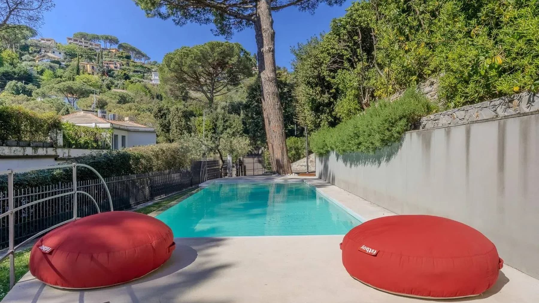 Exteriors (10)