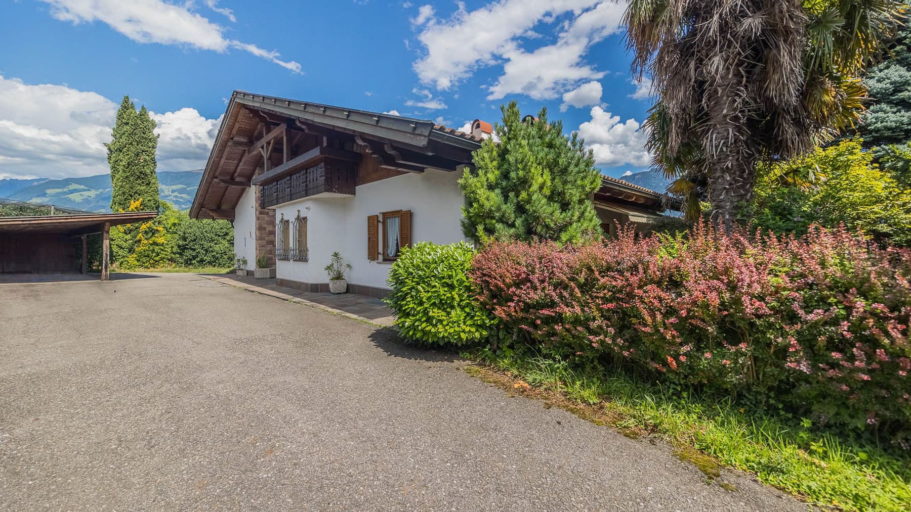 Charming Villa in Tirolo, Trentino-Alto Adige