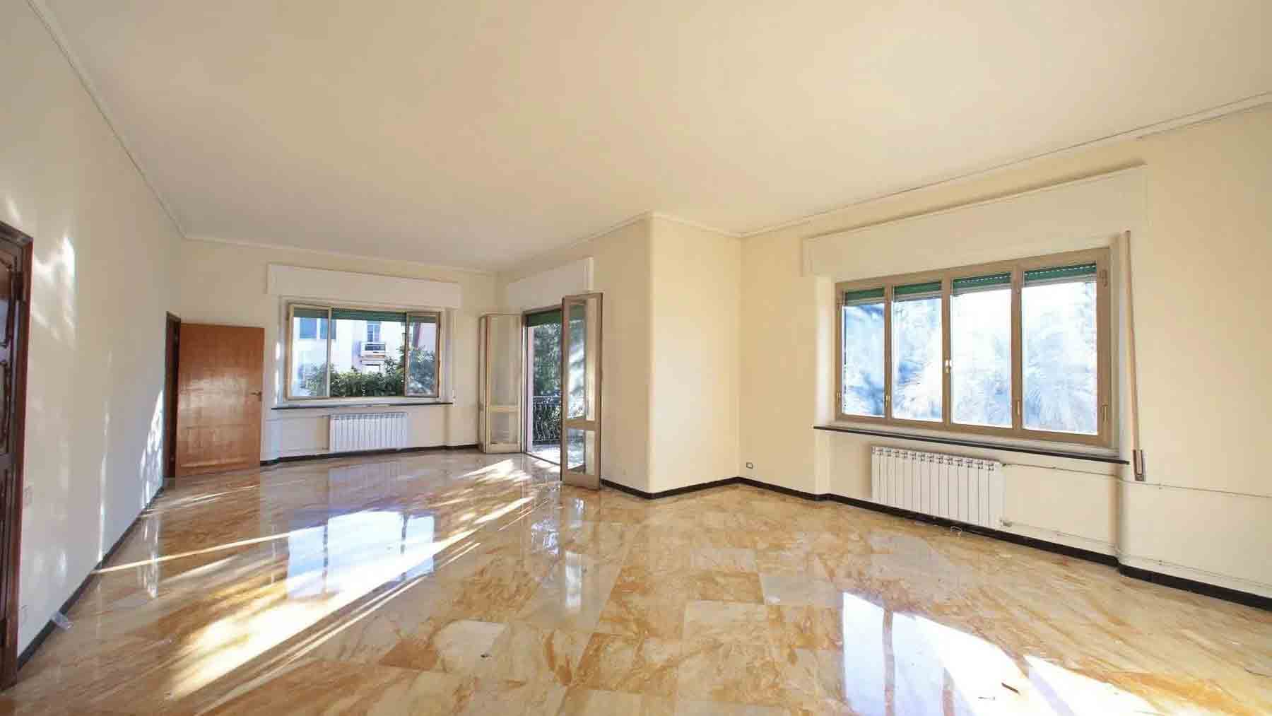 Appartamento ampio e luminoso ad Albaro, Genova
