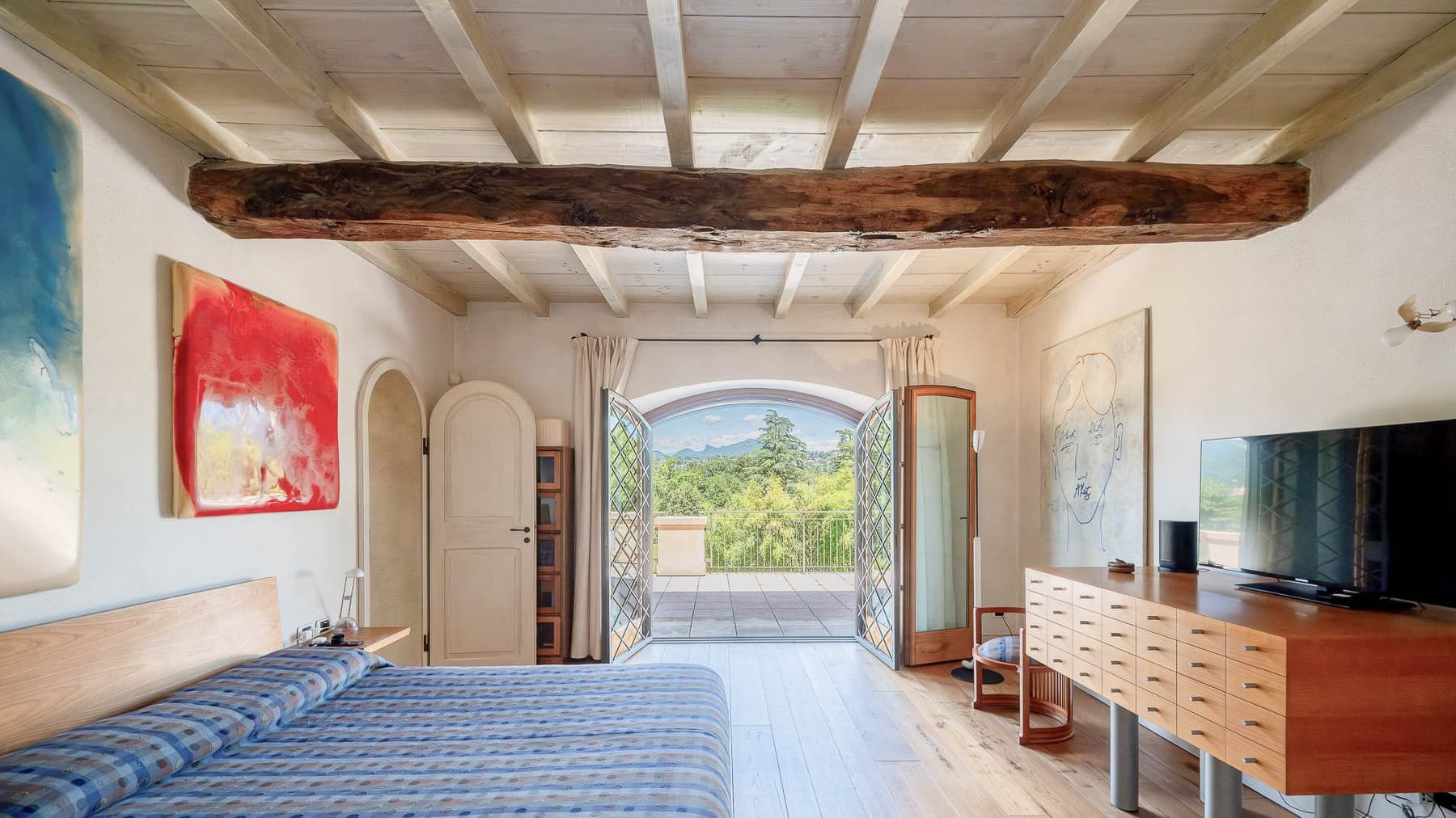 Villa storica immersa nel verde a Varese