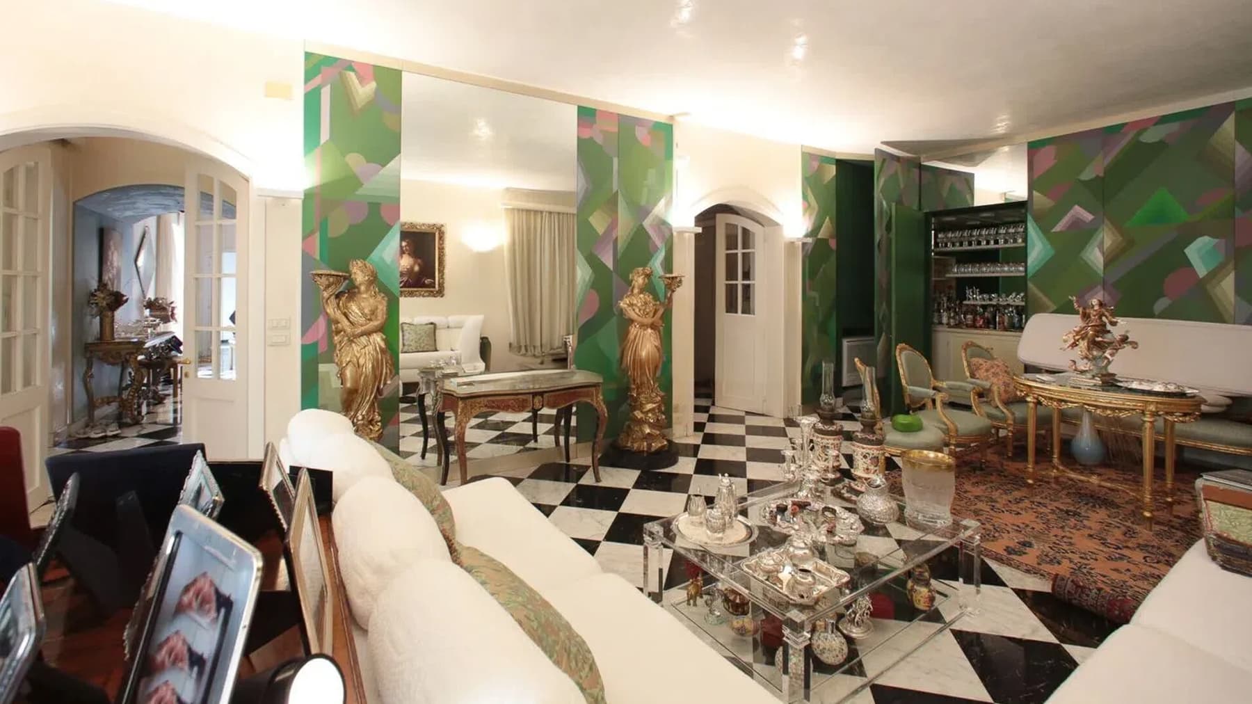 Villa indipendente con piscina a Genova Quarto