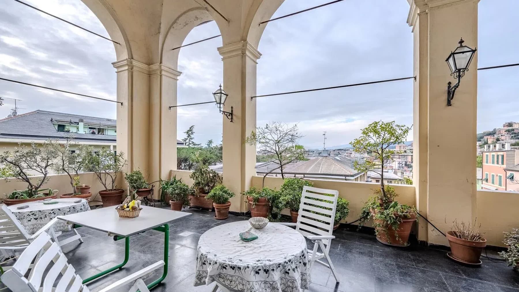 Appartamento storico di prestigio nel cuore di Genova