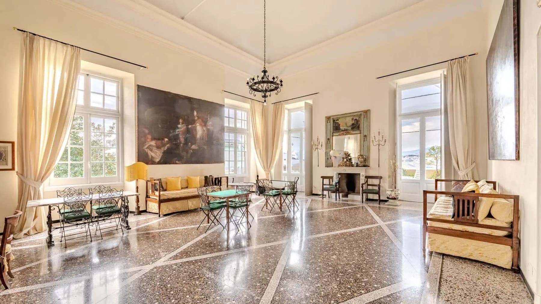 Appartamento storico di prestigio nel cuore di Genova