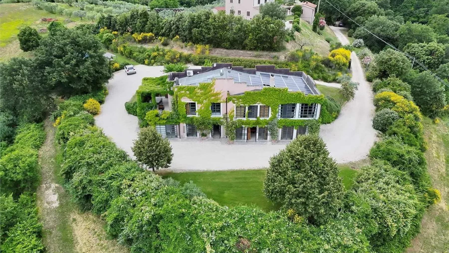 Elegant Villa in Collazzone, Heart of Umbria