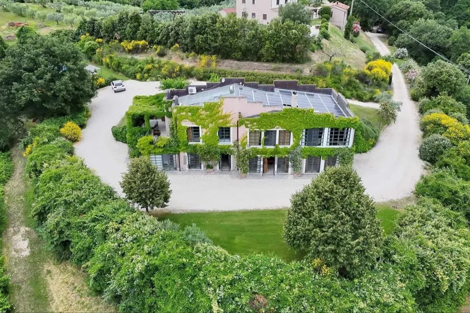 Elegant Villa in Collazzone, Heart of Umbria