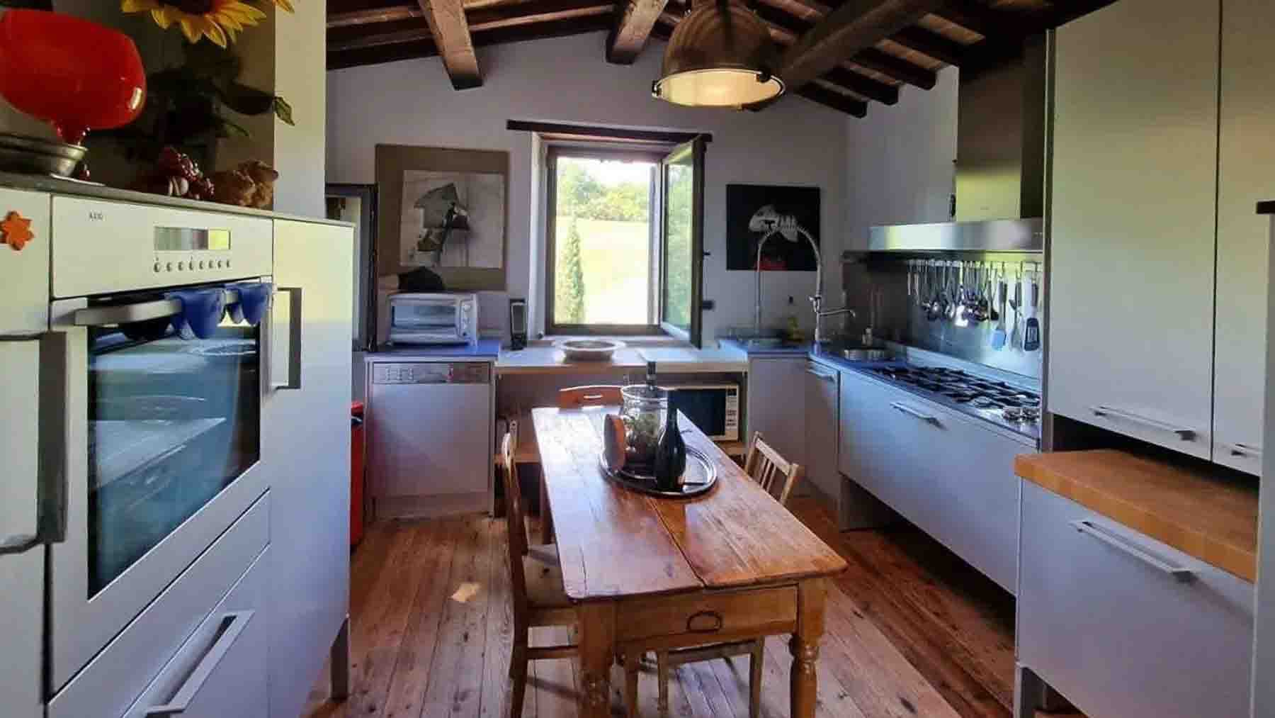 Charming Country House in Scenic Umbria