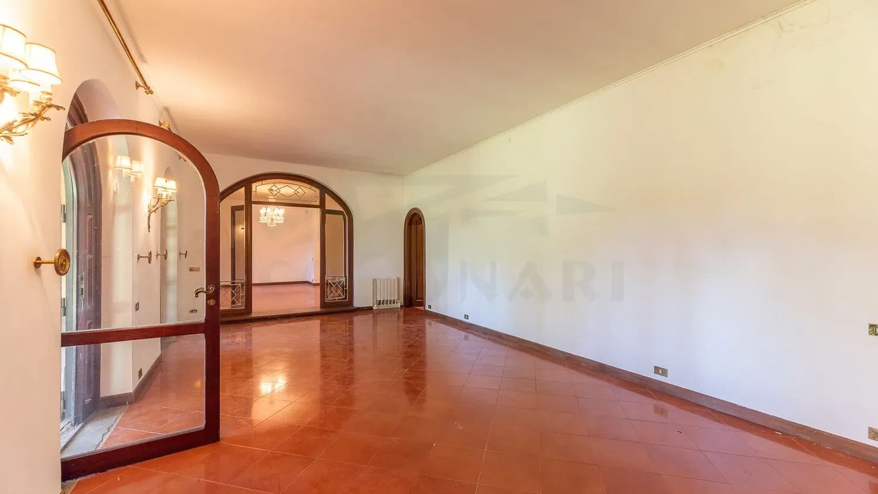 Elegant Villa for Sale in Rome, Lazio Region