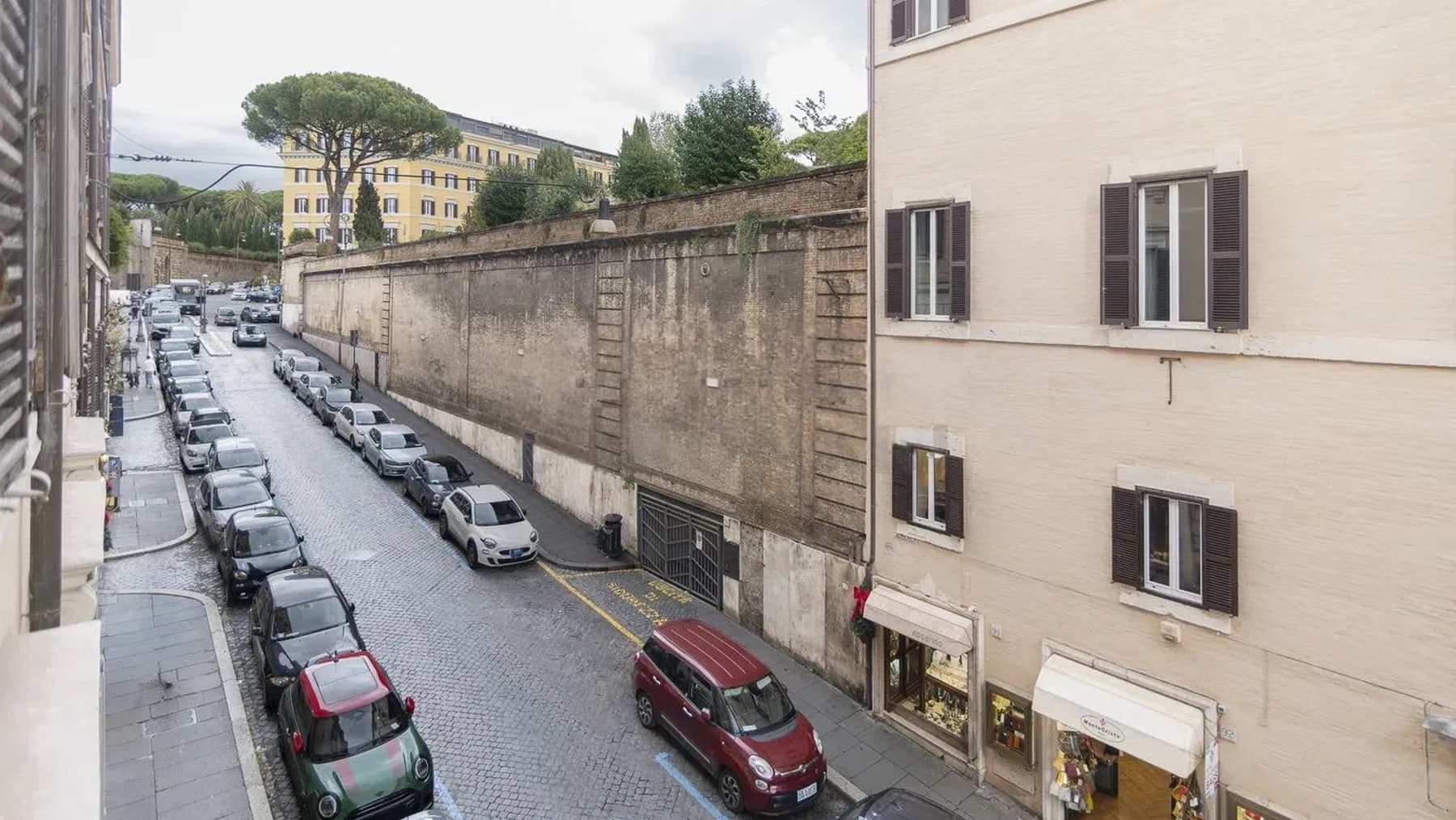 Exteriors (1)