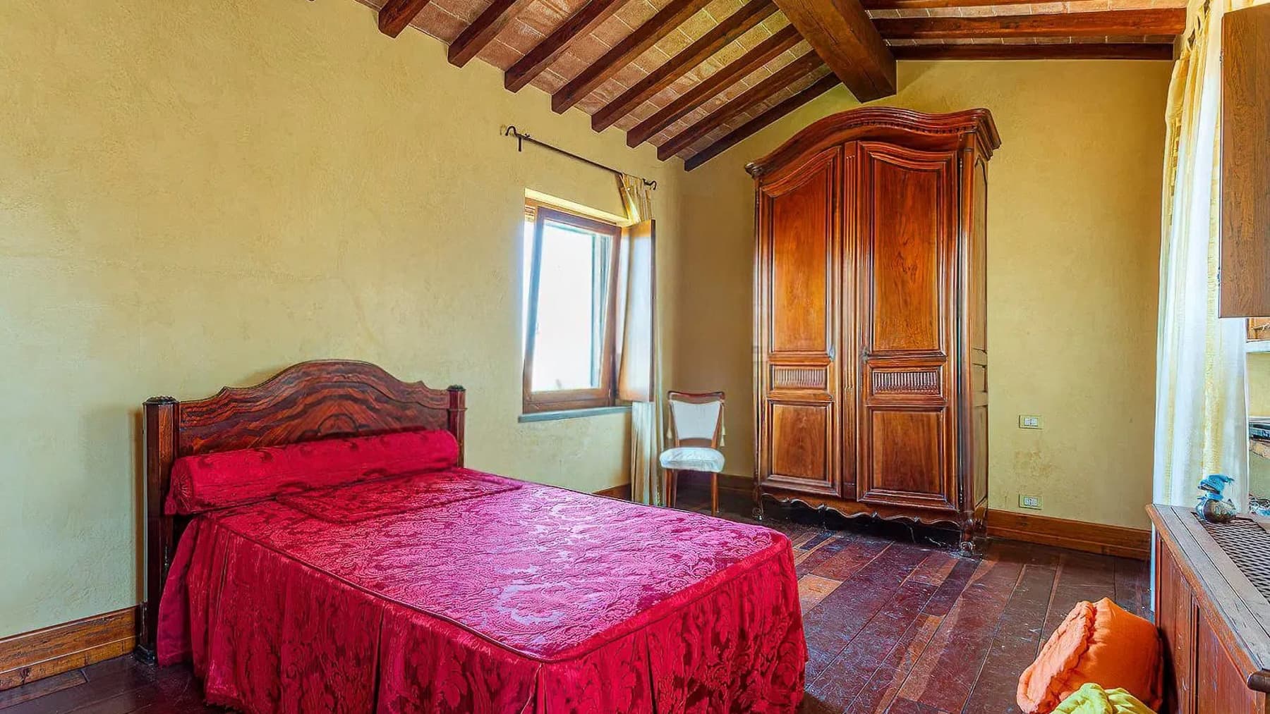 Interiors (21)