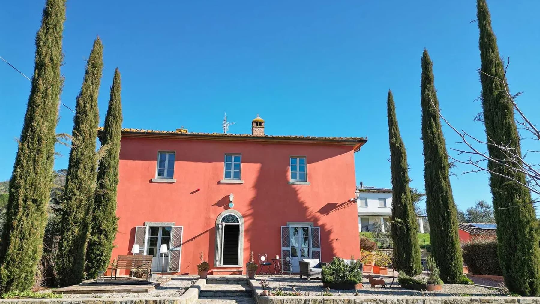 Villa Sophia in Toscana: Lusso e Panorama a Cortona