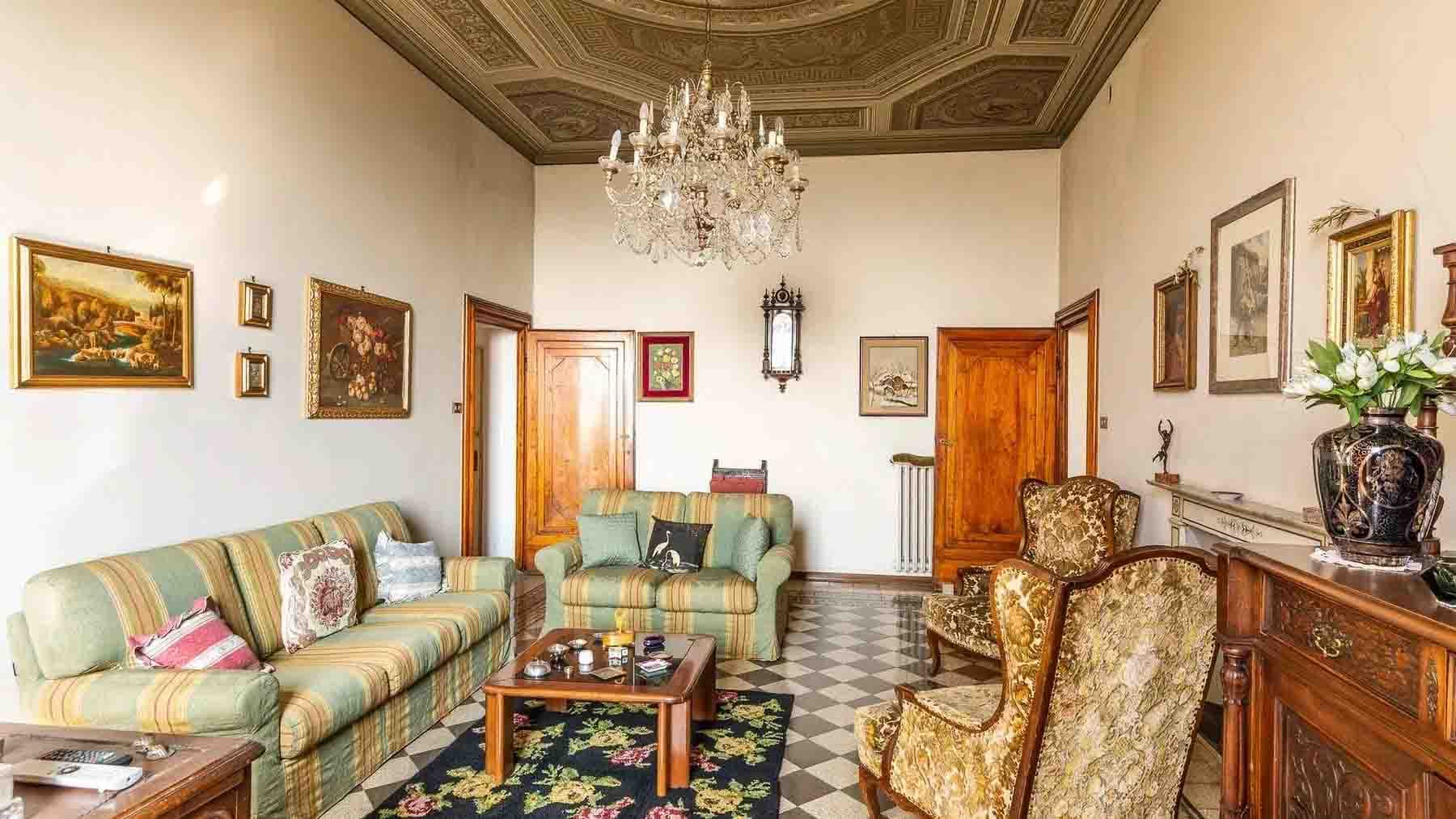 Charming Apartment in Cortona, Tuscany