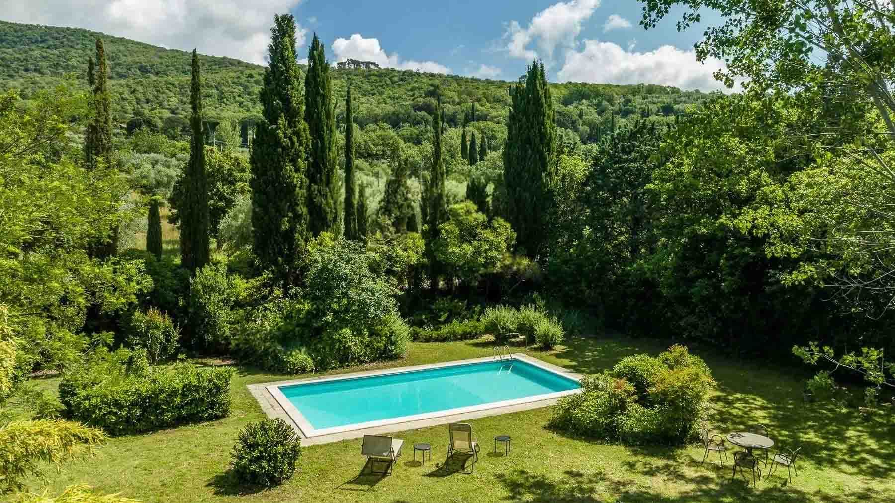 Rustic Country House in Cortona, Tuscany