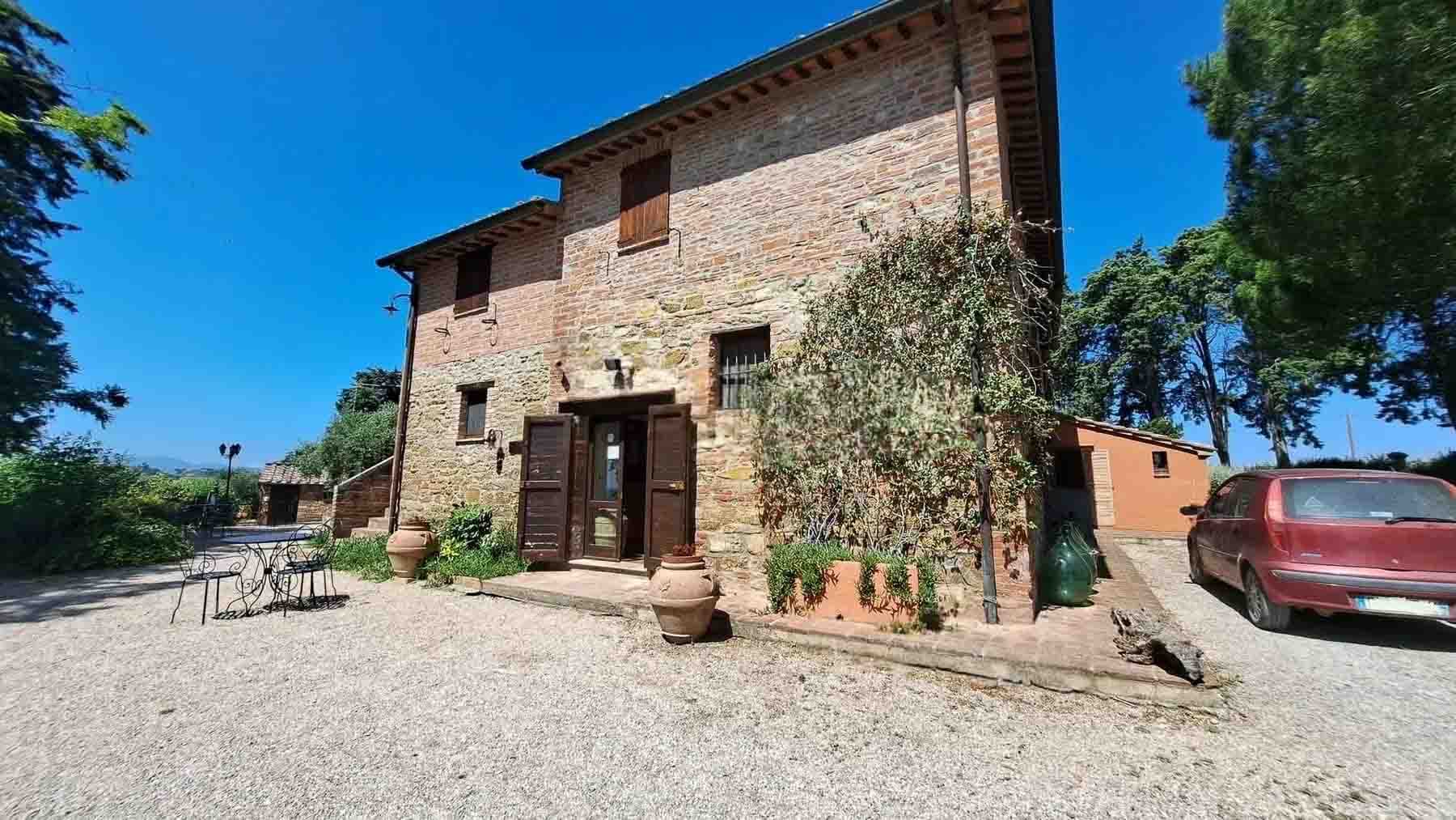 Rustic Country House in Castiglione del Lago, Umbria