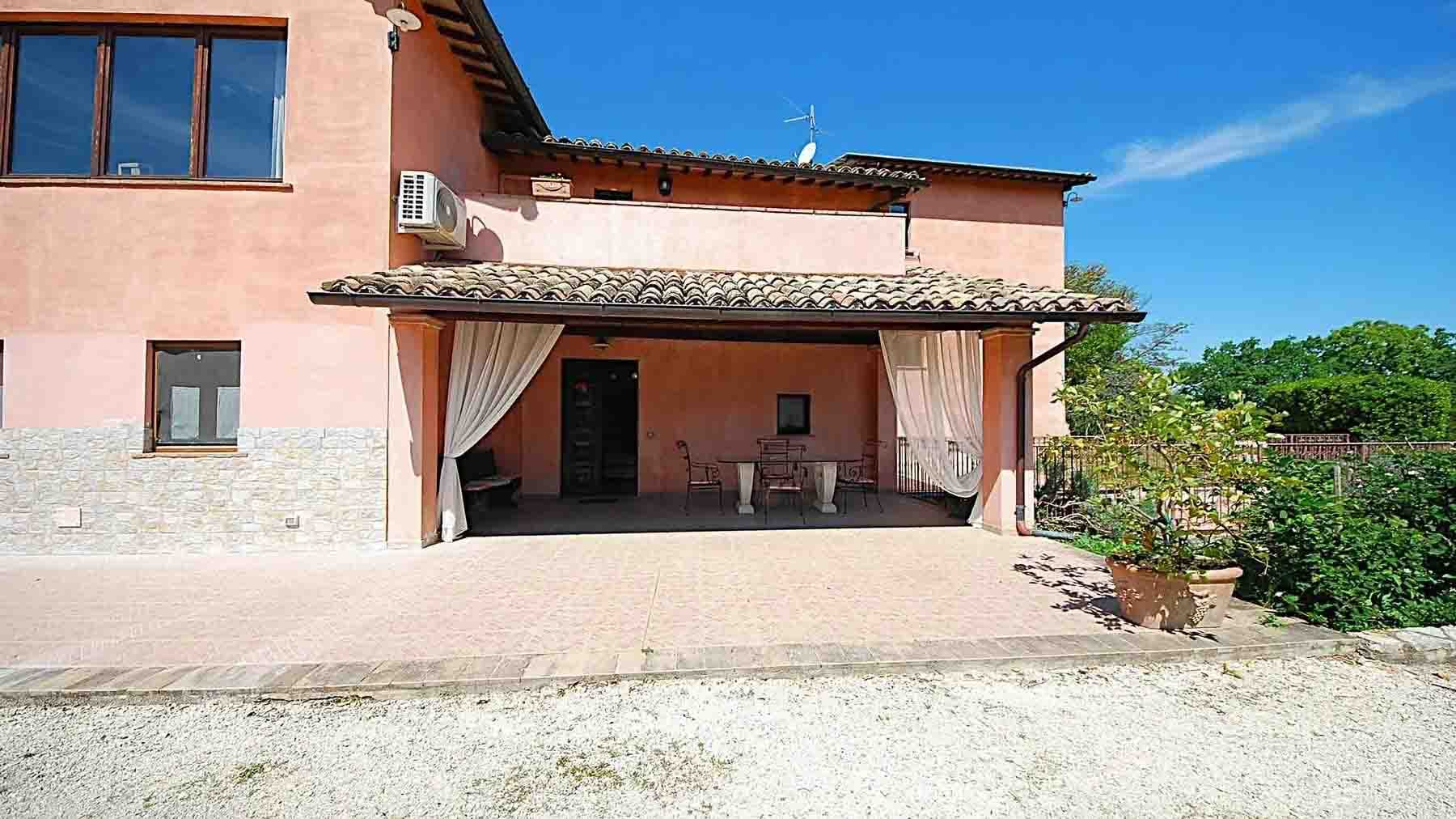 Charming Country House in Castel Ritaldi, Umbria