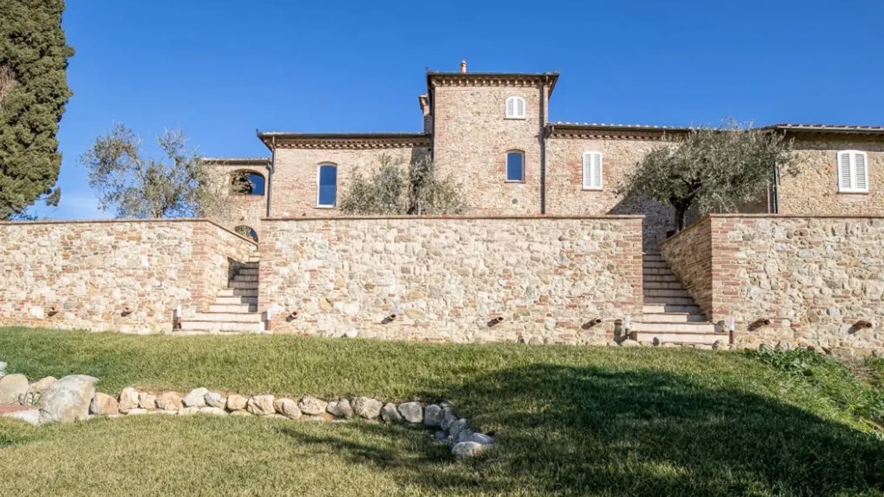 Casale panoramico a San Gimignano, cuore della Toscana