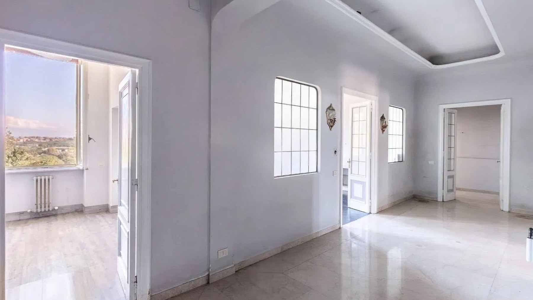 Interiors (13)