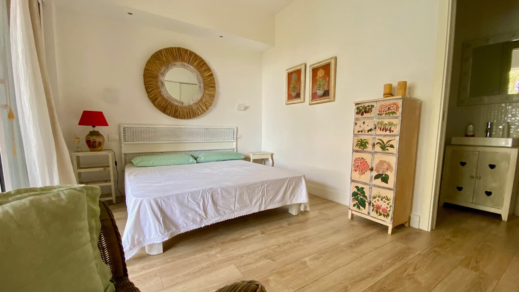 Interiors (13)