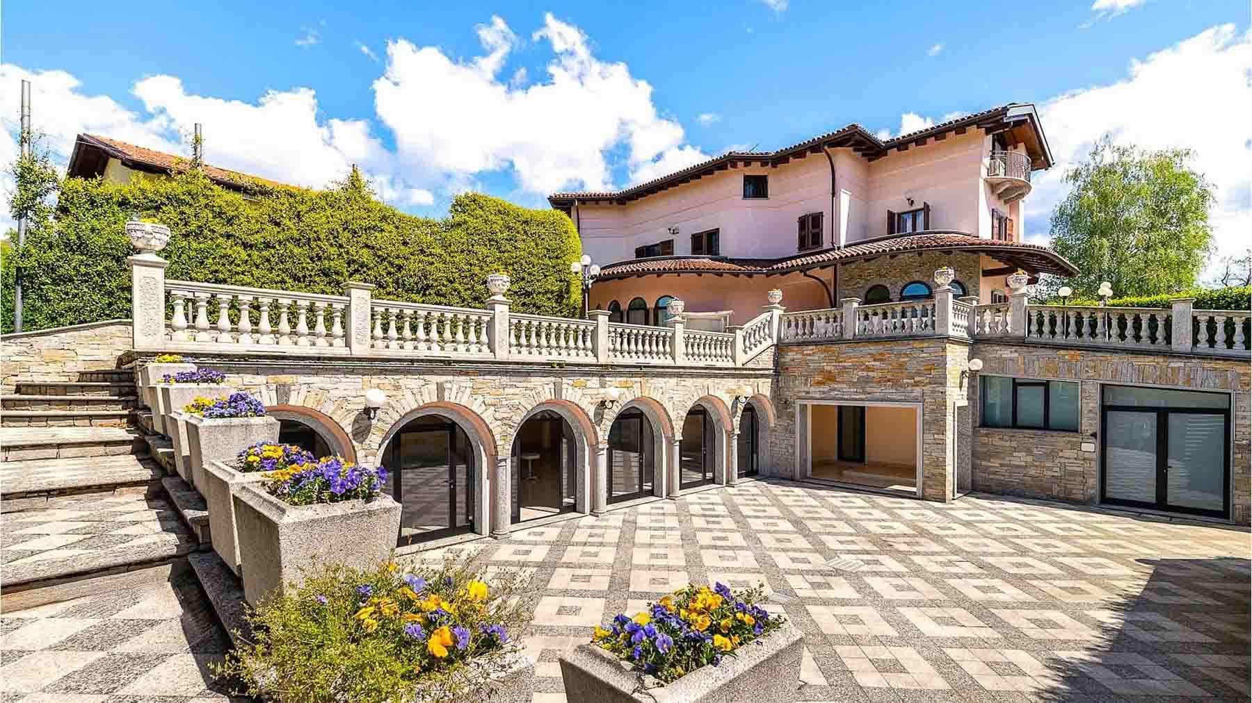 Villa a Verbania con vista sul Lago Maggiore