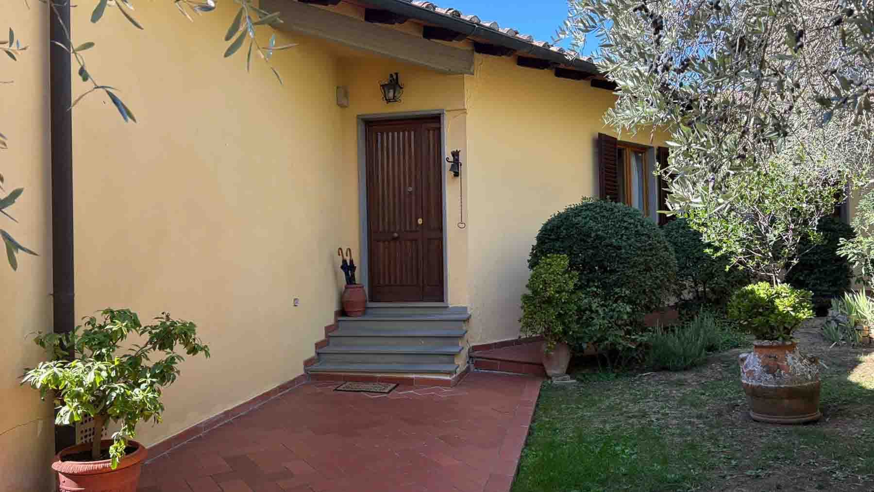 Exteriors (8)