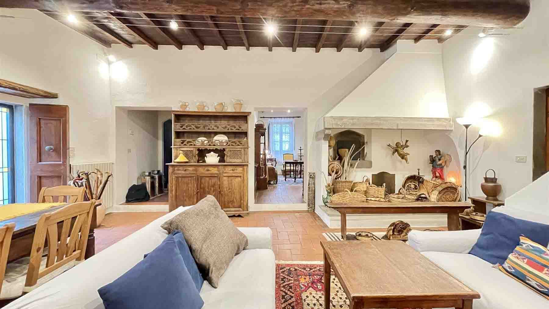 Colonica incantevole tra le colline di Firenze