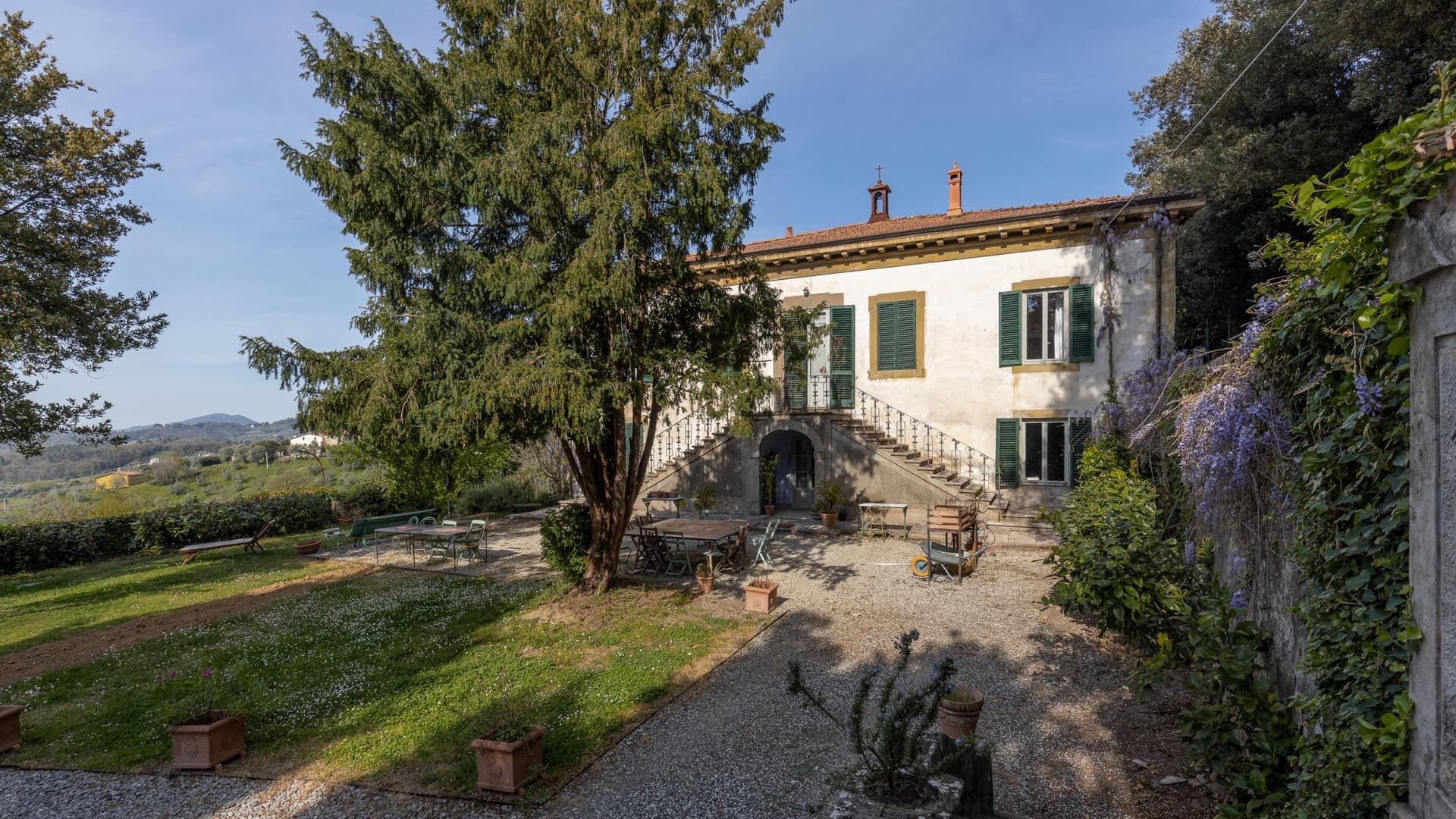 Villa settecentesca nell'elegante zona Nord di Lucca