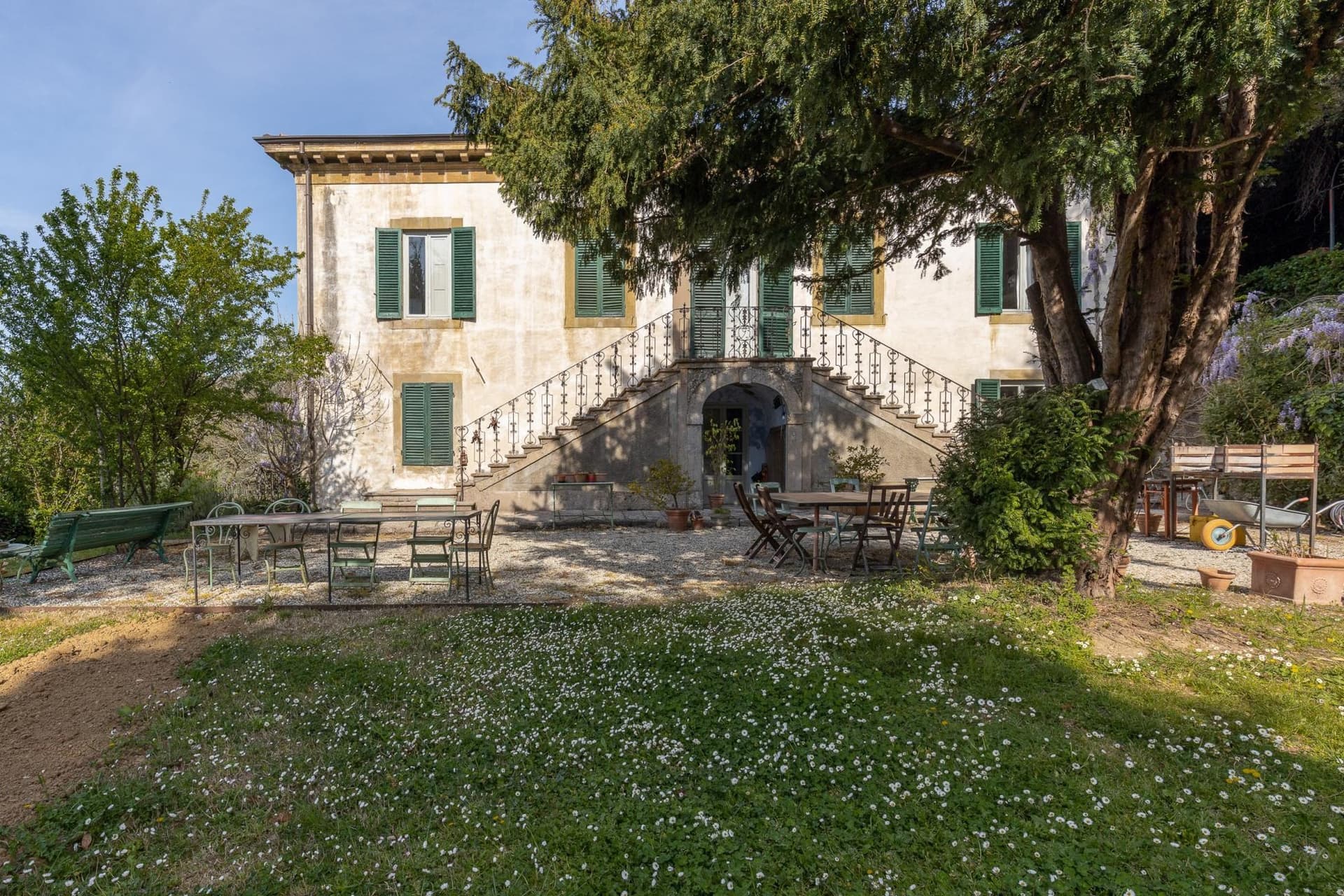 Villa settecentesca nell'elegante zona Nord di Lucca