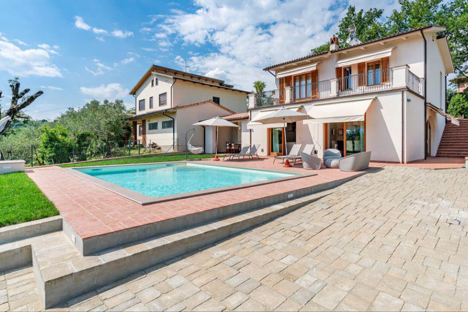 Villa panoramica con piscina a Lucca, Toscana