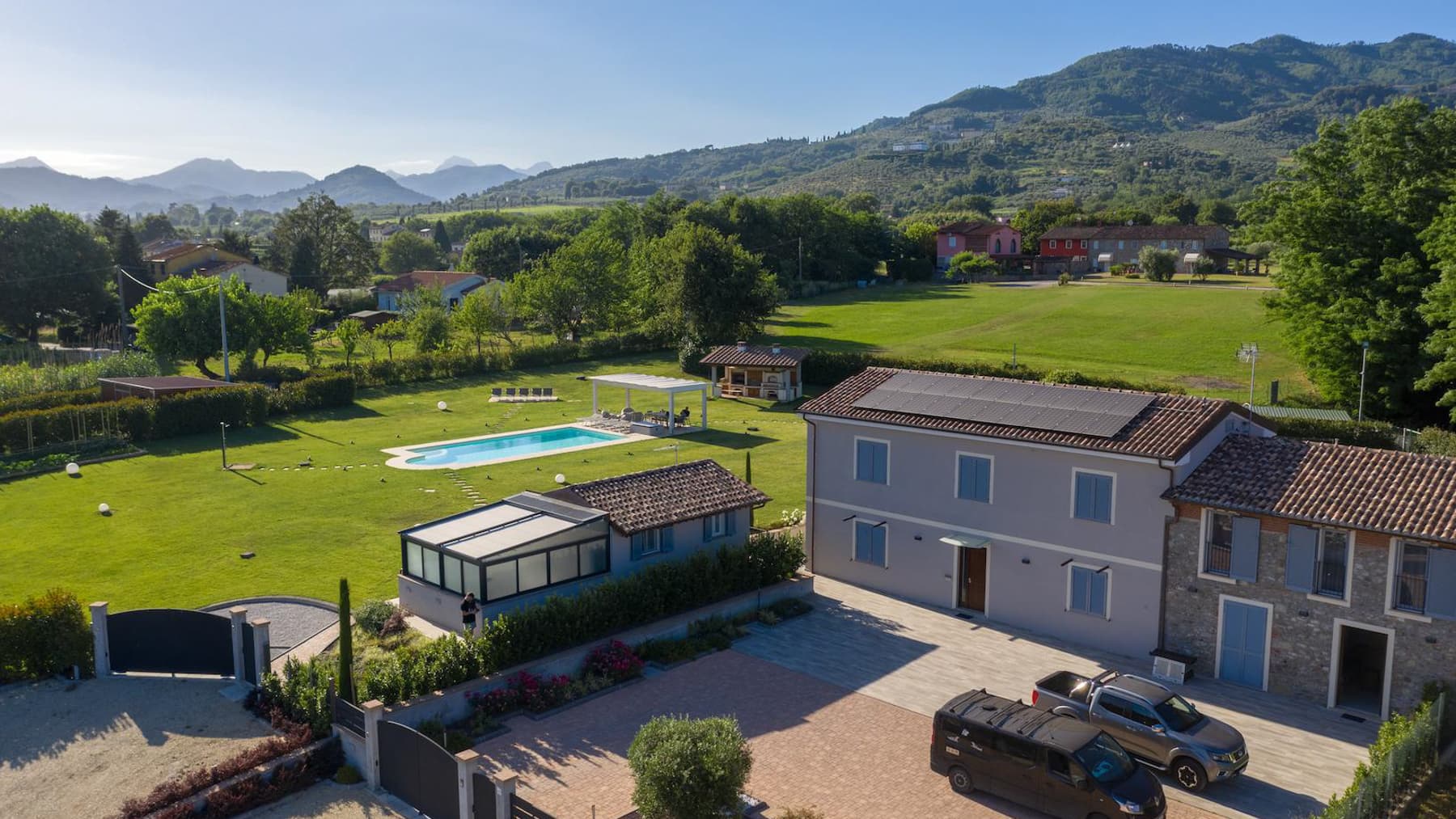 Villa con Piscina alle Colline di Lucca, Toscana