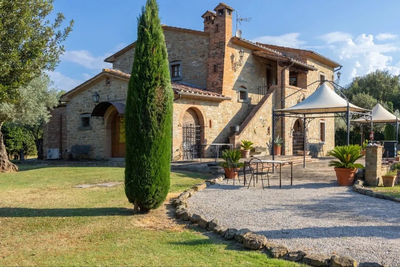 Rustic Country House in Cortona, Tuscany