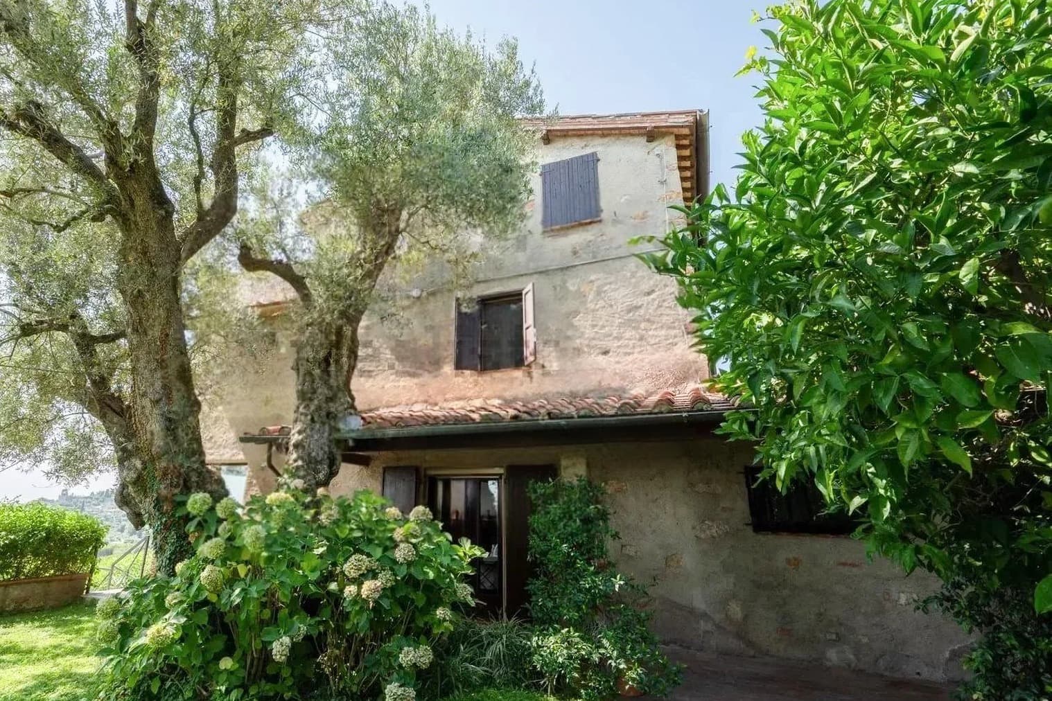 Villa esclusiva con piscina vista mare a Camaiore, Versilia