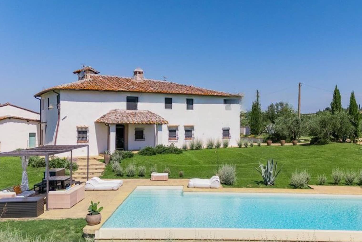 Villa con Piscina e Vista Panoramica a Certaldo, Toscana