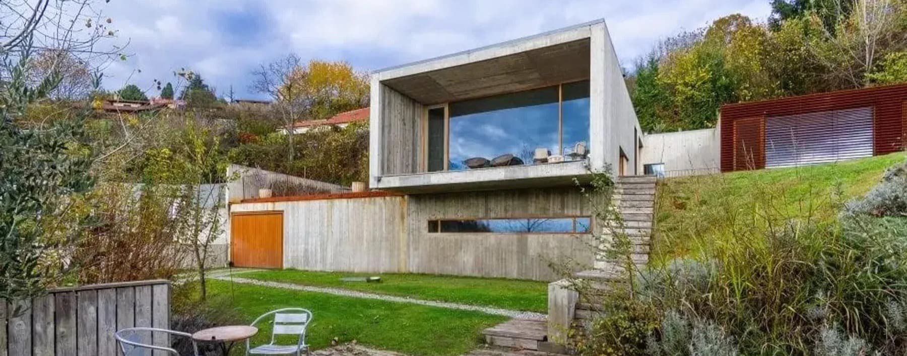 Villa moderna a Pino Torinese, architettura unica