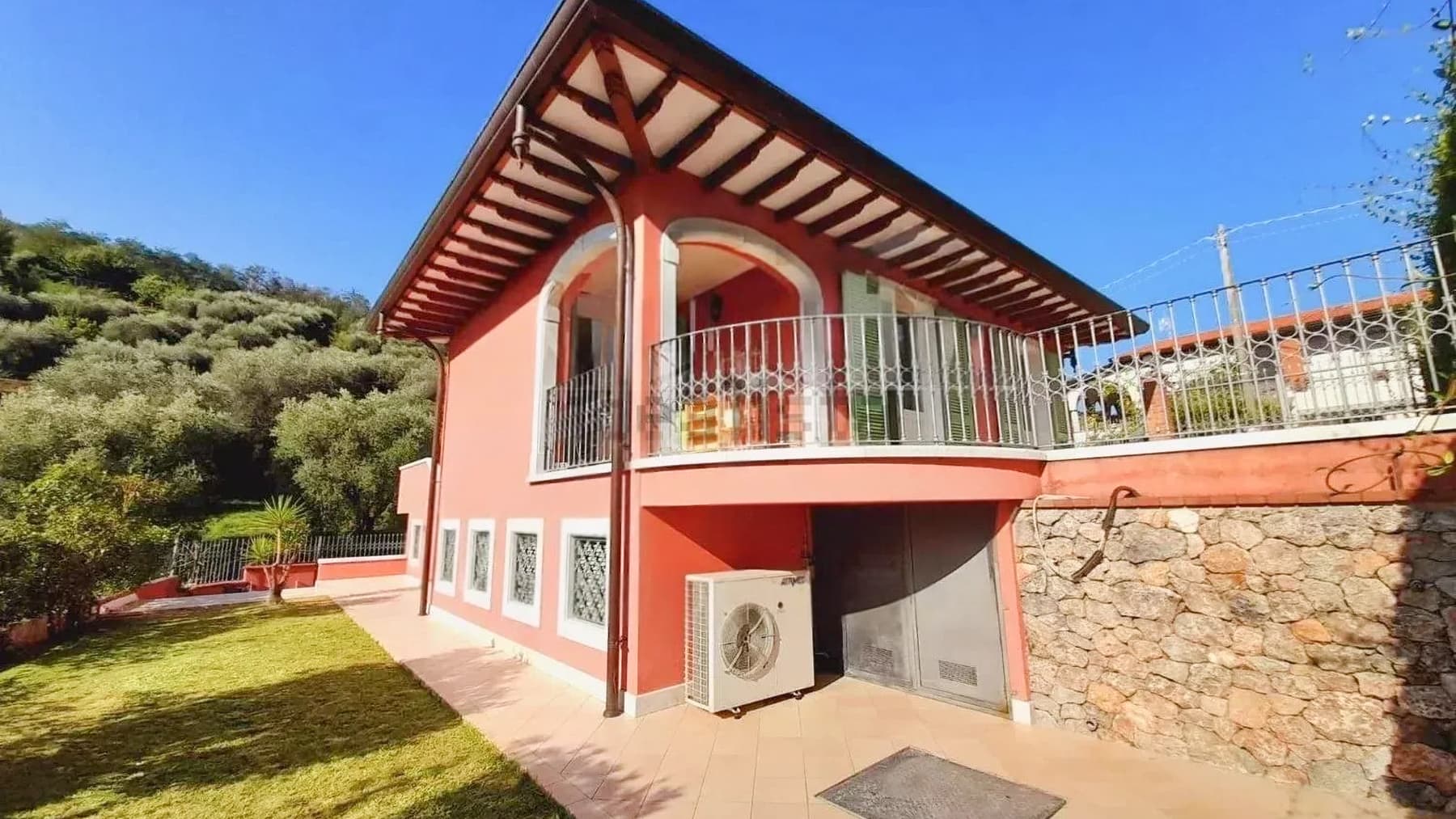 Villa panoramica a Strettoia, cuore della Toscana