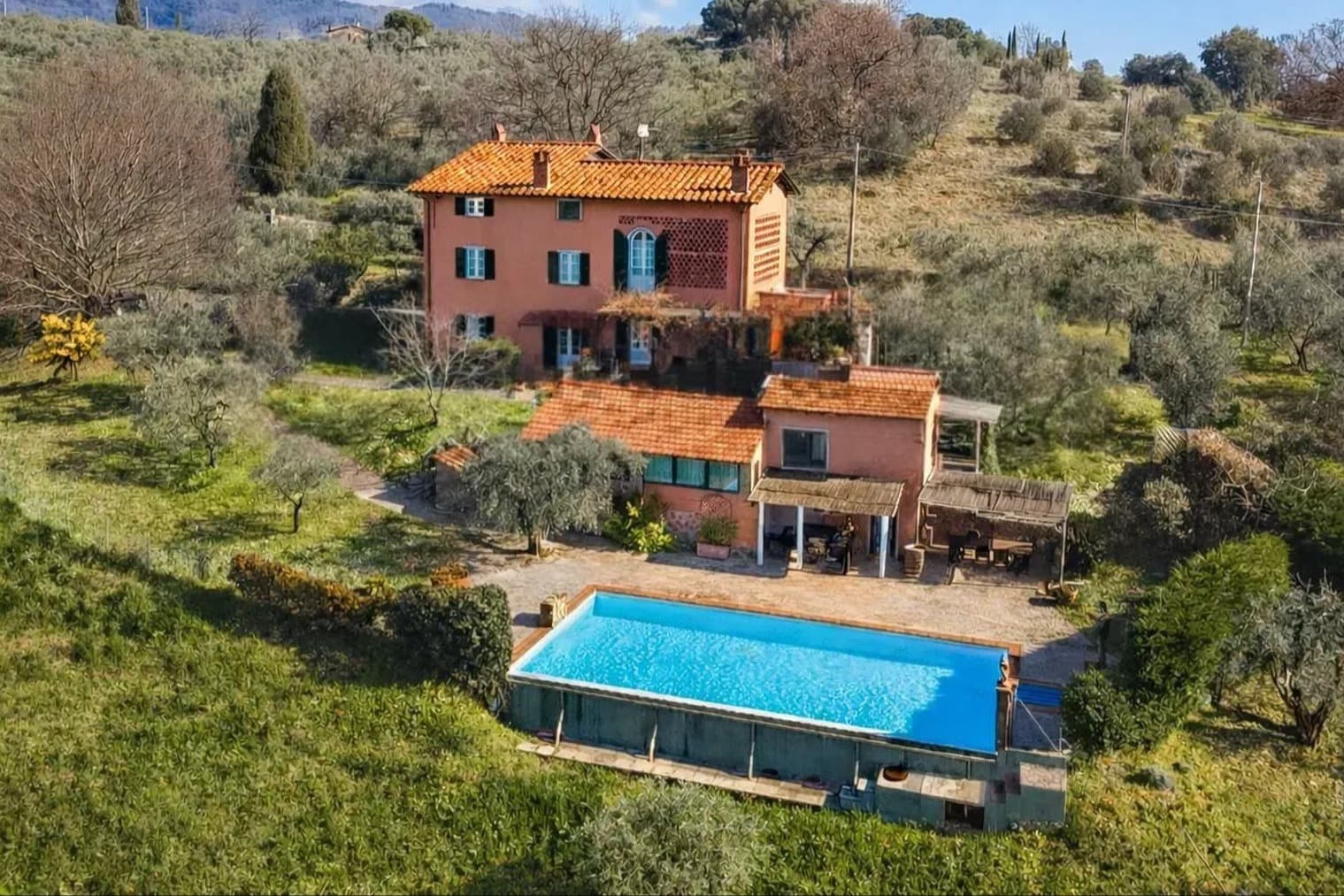 Elegant Villa in Al Colle, Tuscany