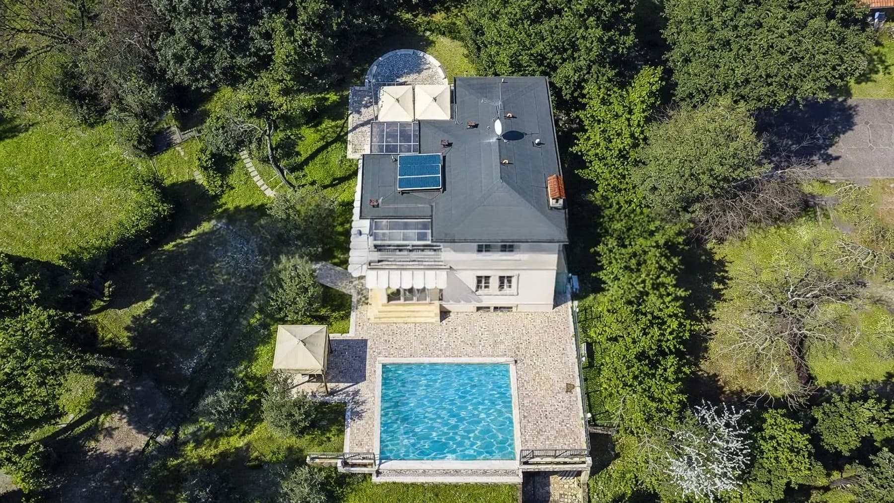 Villa con Piscina a Camaiore, Versilia