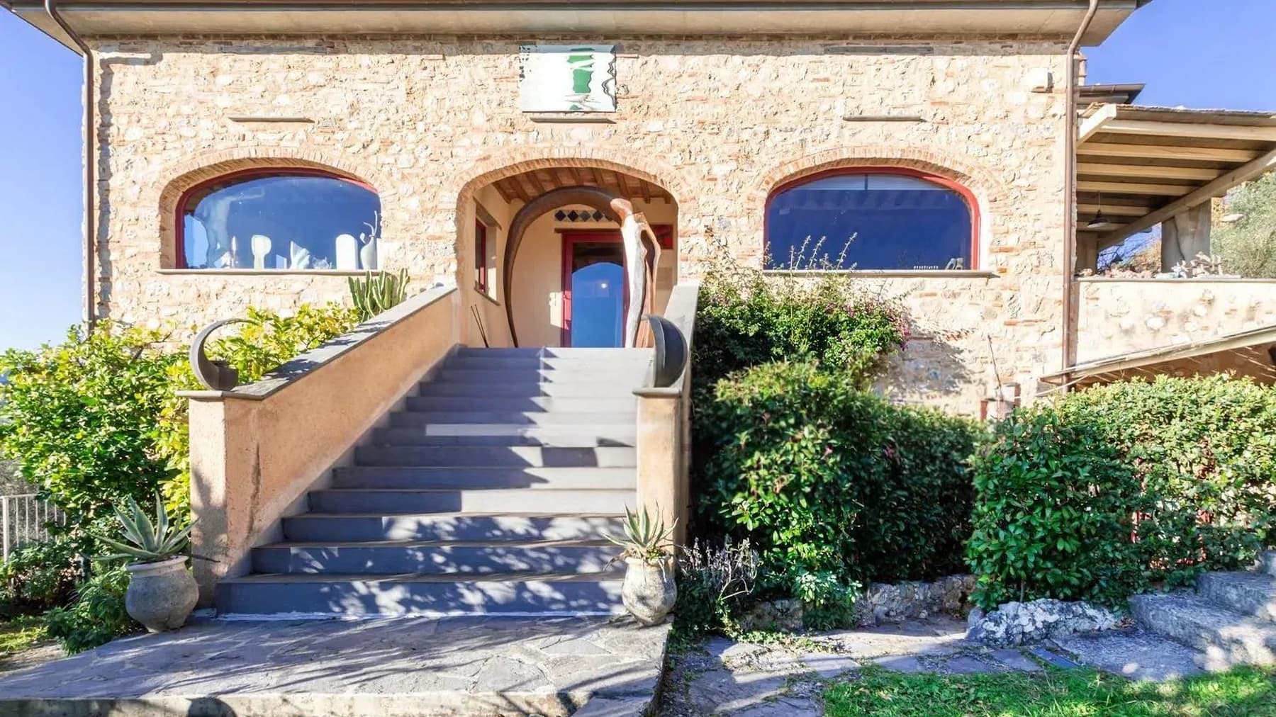 Casale panoramico con piscina a Camaiore, Versilia