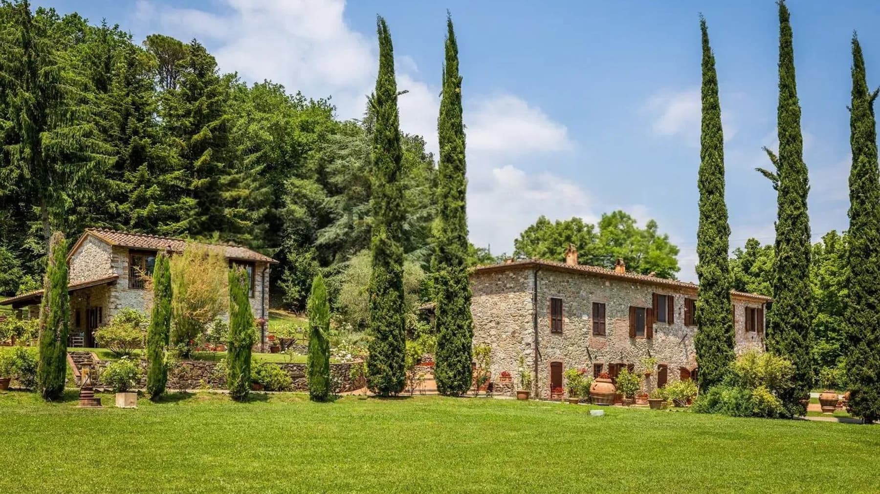 Villa esclusiva a Lucca tra colline e mare