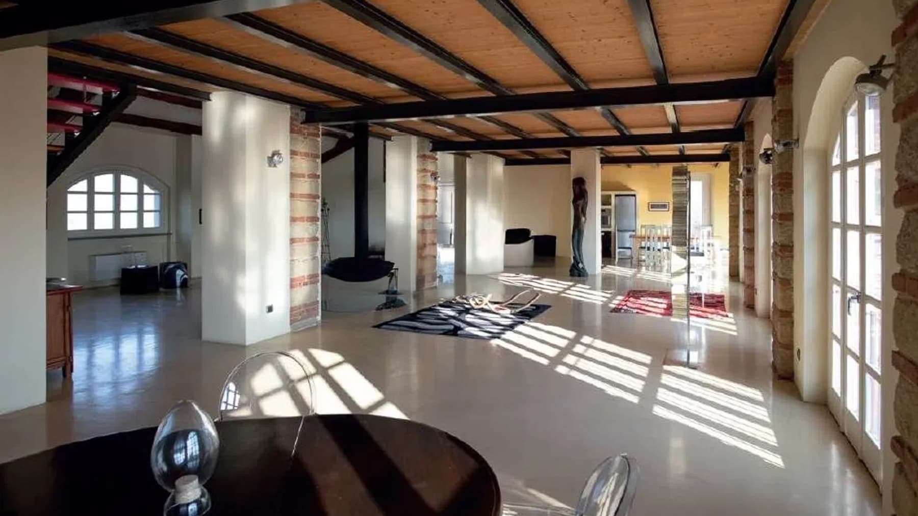 Interiors (12)