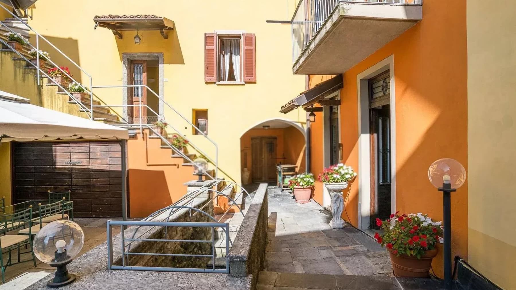 Detached House in Sala Comacina, Lake Como Area