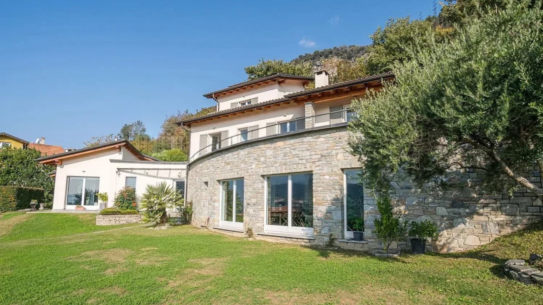 Villa in Cernobbio, Lake Como, Lombardy