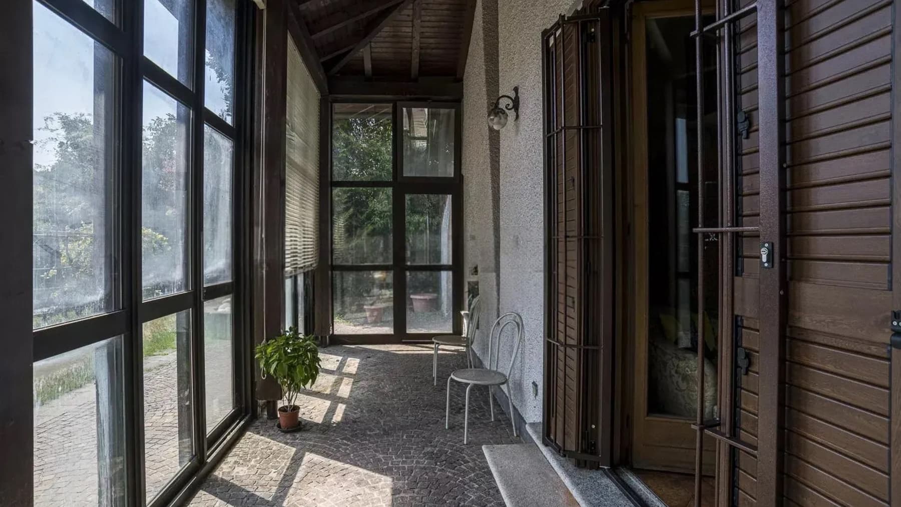Charming Villa in Cadorago, Lombardy