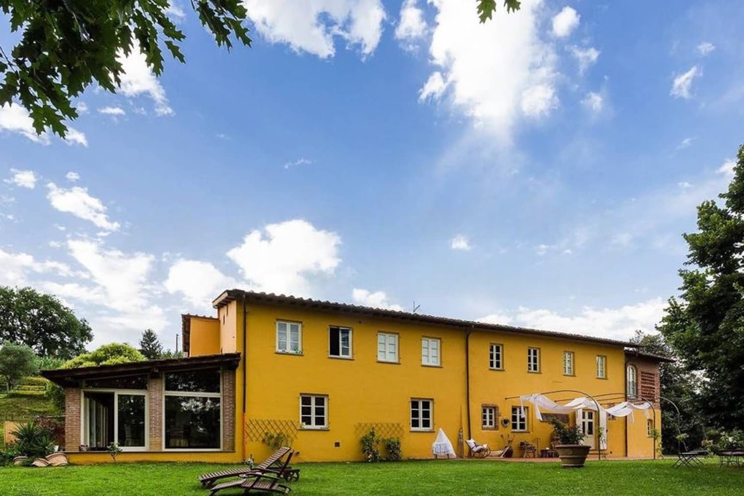 Villa storica con piscina sulle colline di Lucca