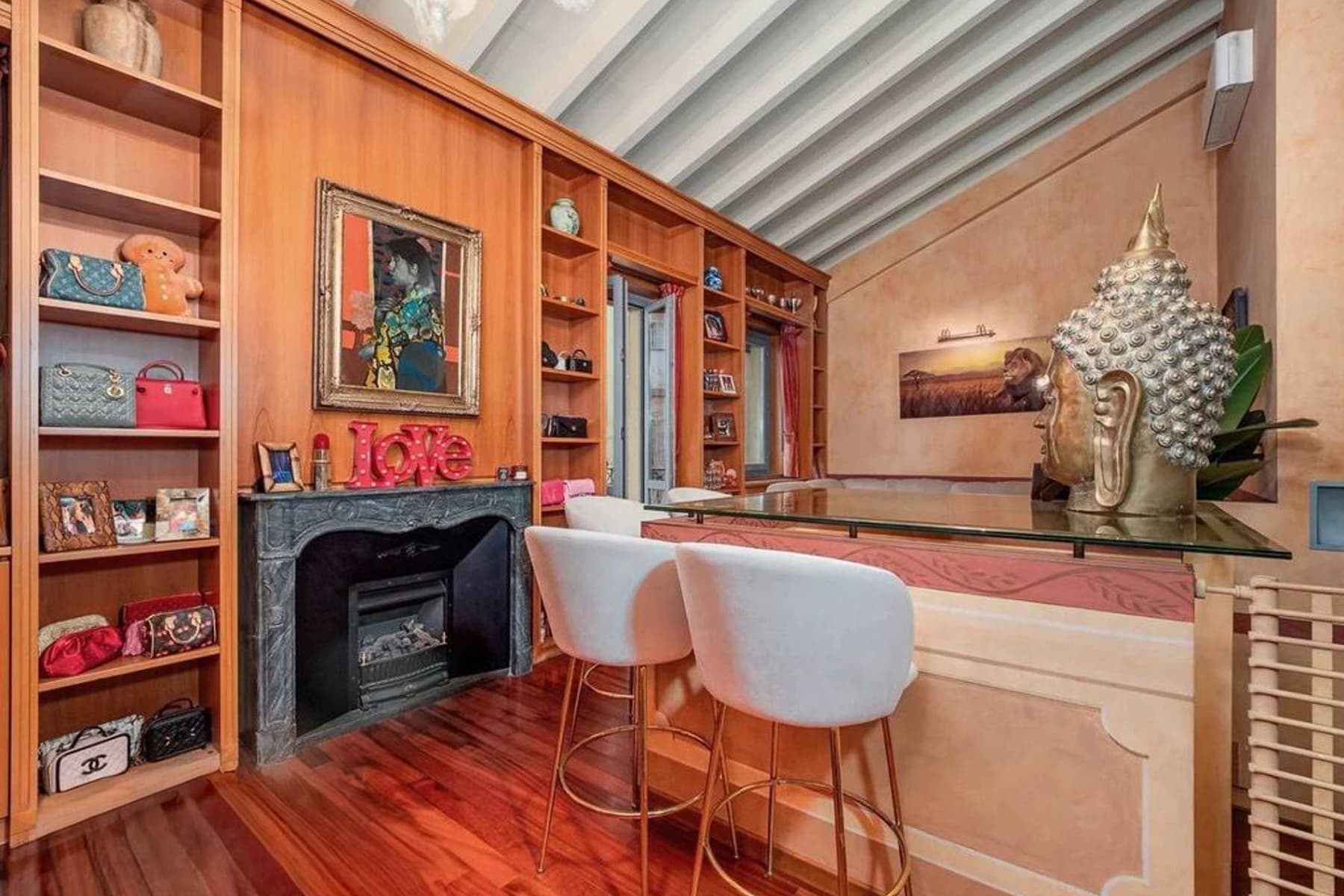 Elegant Apartment in Milan, Lombardy