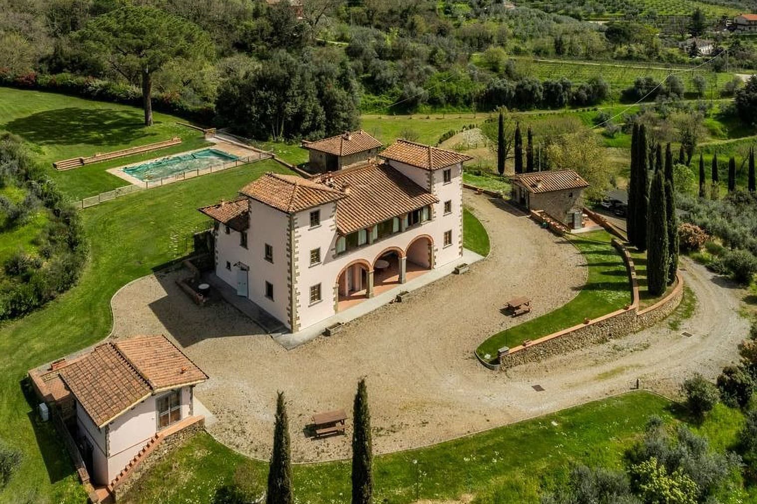 Villa storica con piscina nel cuore della Toscana