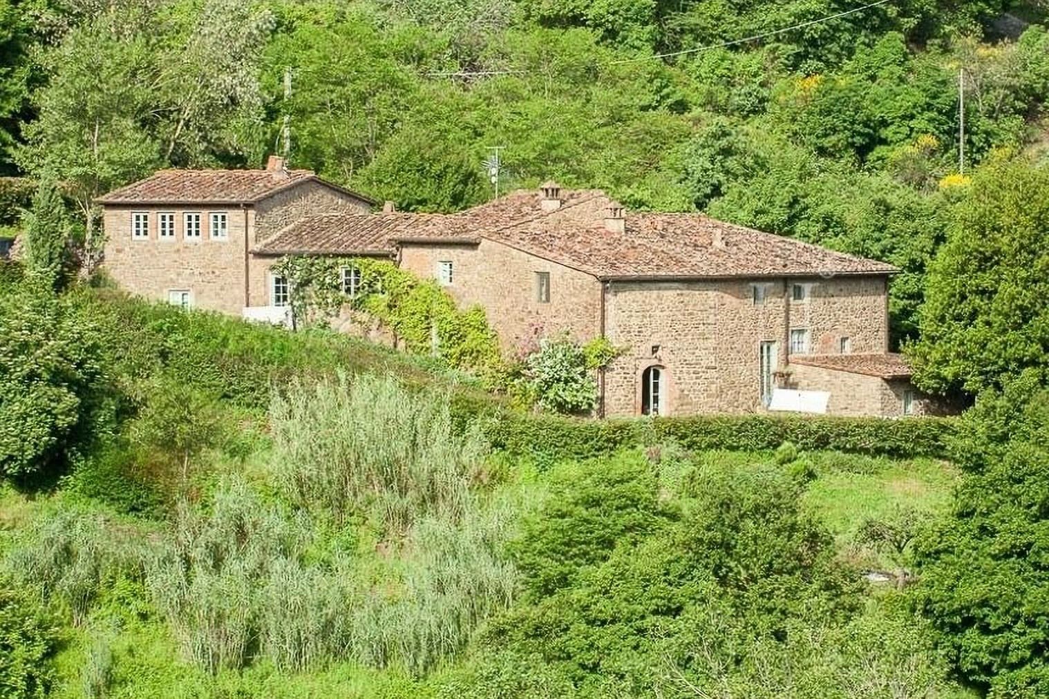 Casale ristrutturato nel cuore del Chianti, Toscana