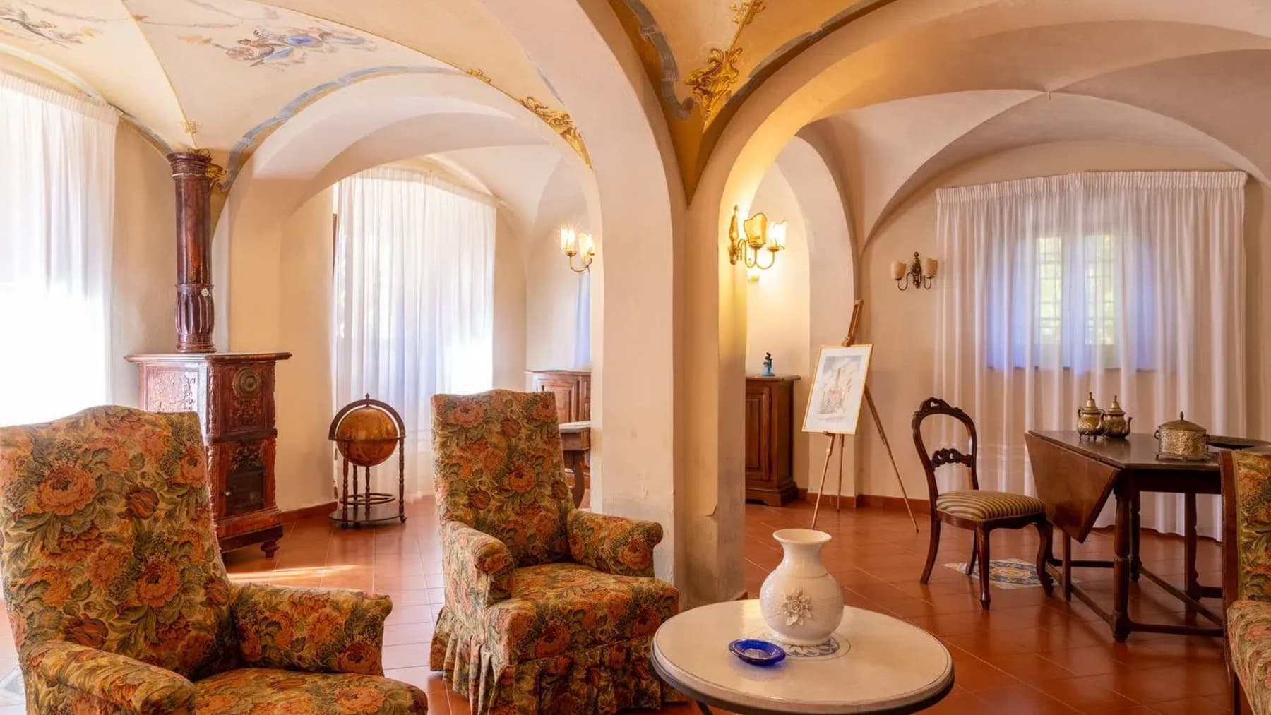 Villa storica a Poggi Gialli, cuore della Toscana
