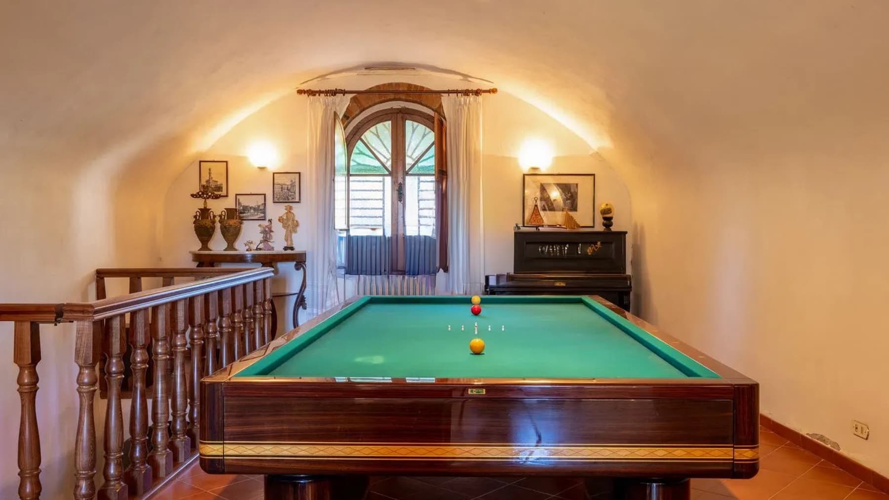 Villa storica a Poggi Gialli, cuore della Toscana