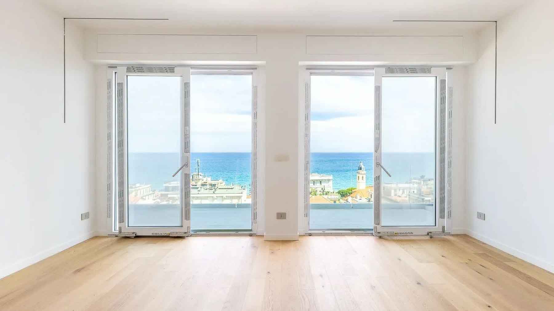 Appartamento con terrazzo vista mare ad Alassio