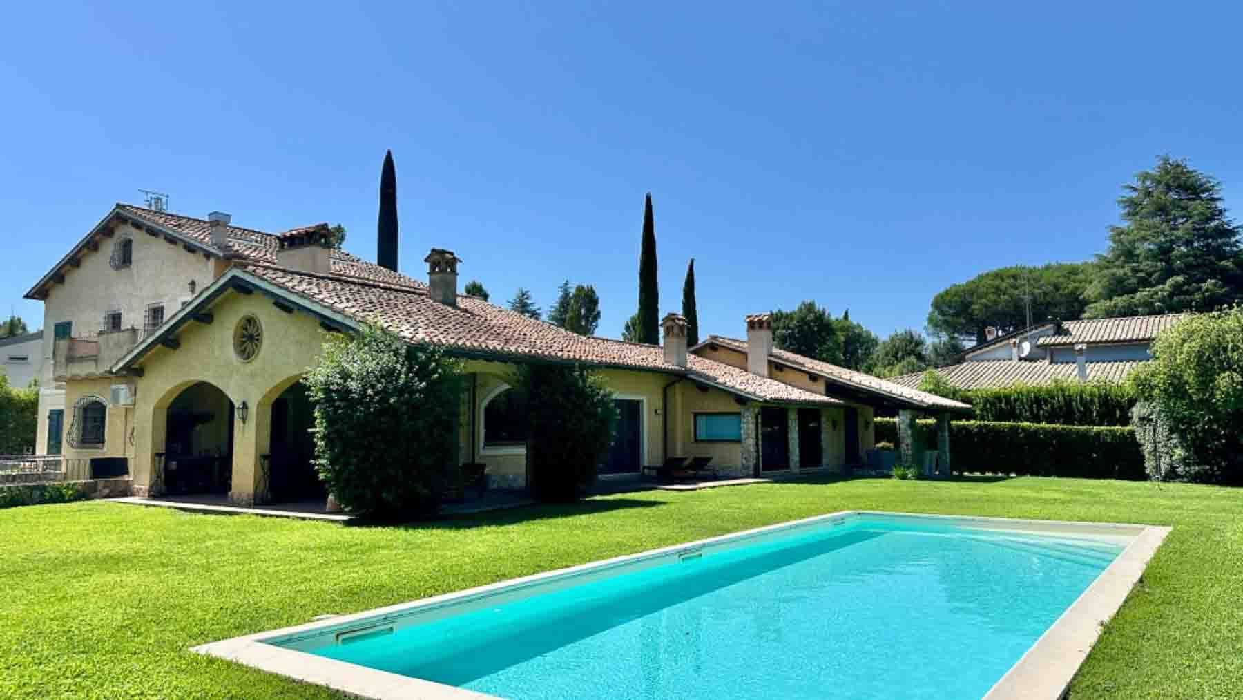 Elegant Villa in Rome, Lazio's Charming Capital