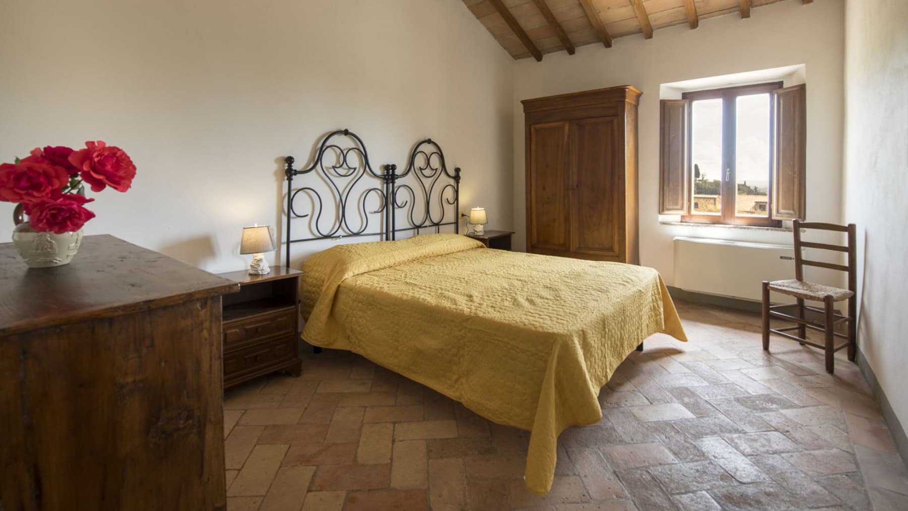Rustic Country House in Tuscany's Val d'Orcia